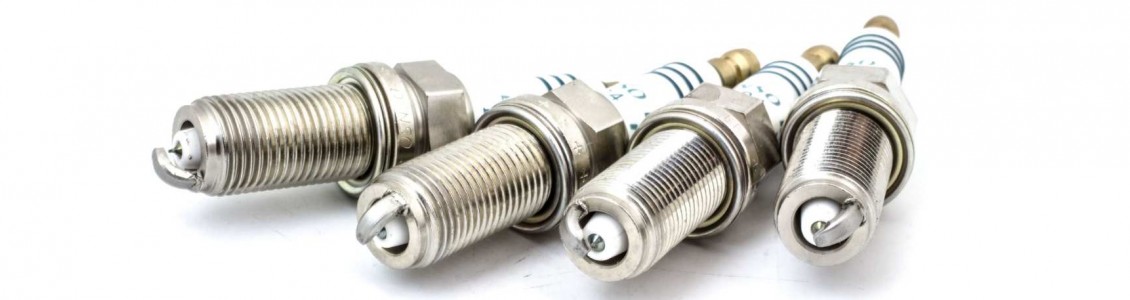 Spark Plug & Plug Cables image