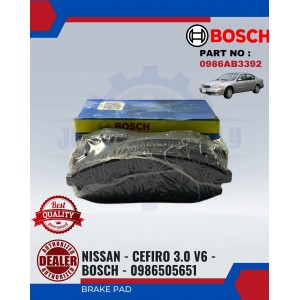 Front Brake Pad-Nissan Cefiro 3.0 V6-BOSCH-0986505651